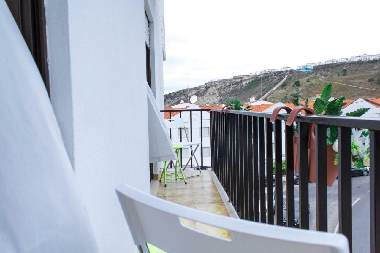 Paz & Amor Guest House - Peace & Love Nazaré Esterno foto